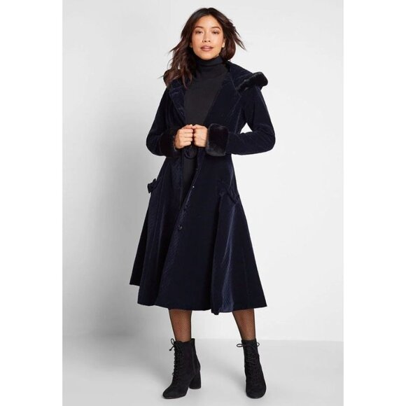 ModCloth X Collectif Hazel Quilted Velvet Hooded Coat XL Navy NWT - Picture 1 of 13